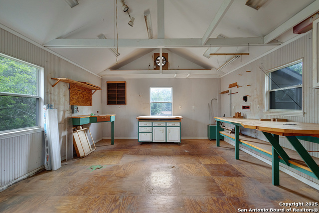 Image 29 of 40 For 1306 Lytle