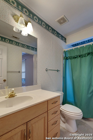 Image 33 of 40 For 1306 Lytle