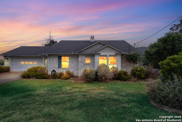 Image 38 of 40 For 1306 Lytle