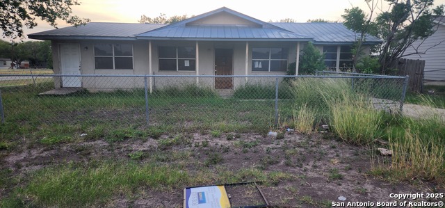 Details for 15903 Heidelberg, LaCoste, TX 78039