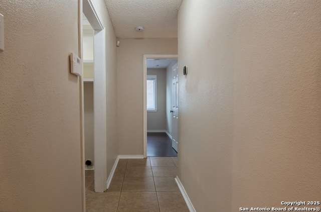 Listing photo id 9 for 7122 Ranch Hill Dr