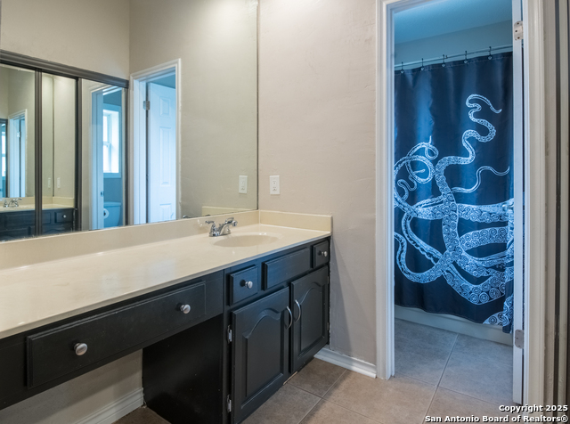 Listing photo id 16 for 7122 Ranch Hill Dr