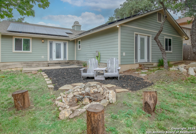 Listing photo id 2 for 7122 Ranch Hill Dr