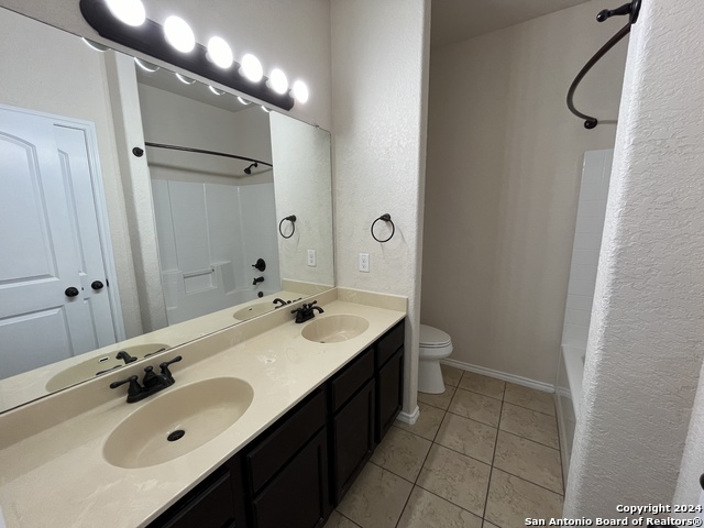 Image 13 of 16 For 681 Creekside