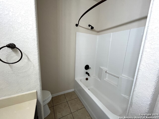 Image 14 of 16 For 681 Creekside