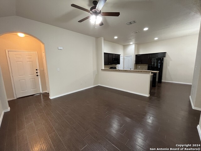 Image 3 of 16 For 681 Creekside