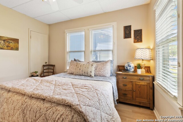 Image 18 of 27 For 859 Pine St  