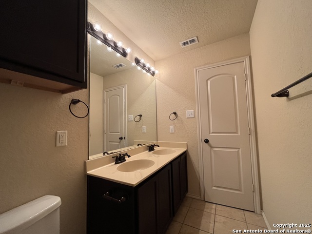 Image 21 of 29 For 522 Creekside Circle