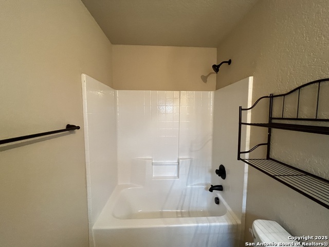 Image 28 of 29 For 522 Creekside Circle