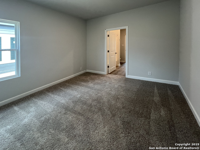 Listing photo id 17 for 14728 Sycamore Crossing
