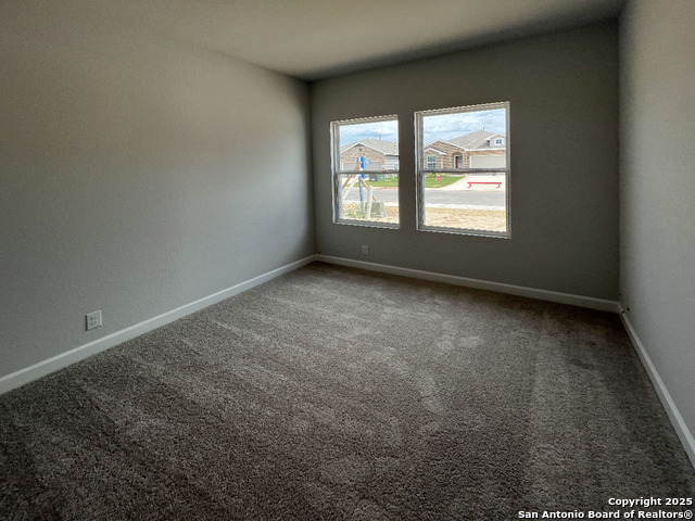 Listing photo id 19 for 14728 Sycamore Crossing