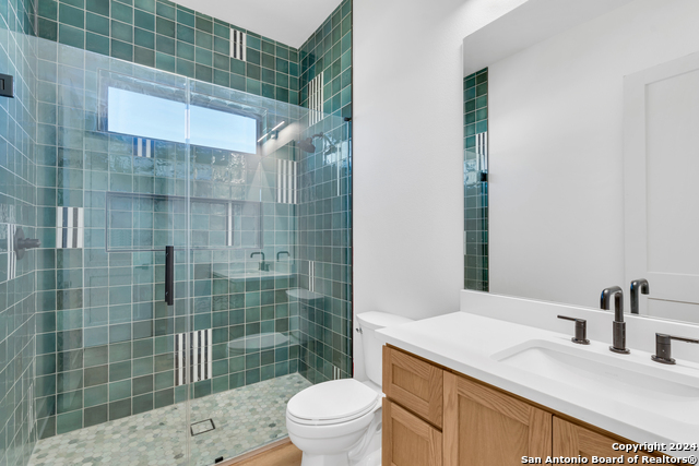 Listing photo id 10 for 23014 Crafty Ridge