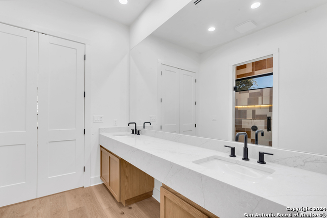 Listing photo id 19 for 23014 Crafty Ridge