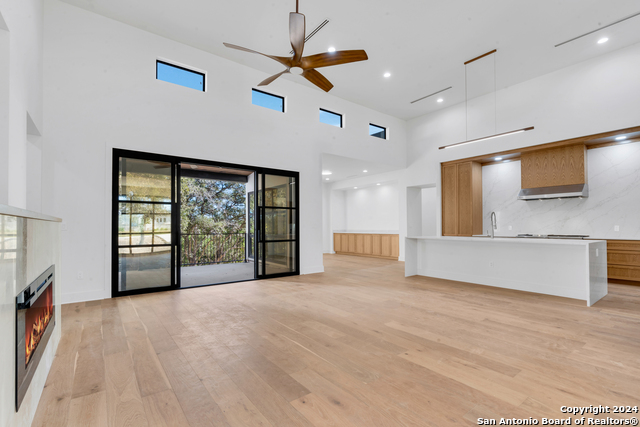 Listing photo id 4 for 23014 Crafty Ridge