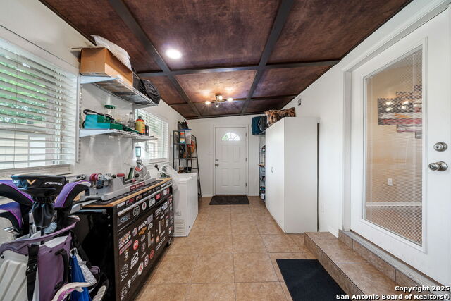 Listing photo id 21 for 11301 Ford