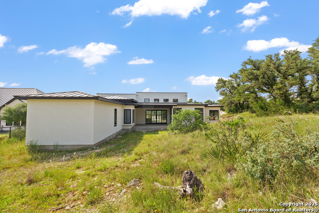 Listing photo id 26 for 9847 Midsomer Place