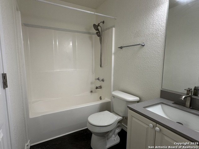 Image 21 of 23 For 185 Quail Valley Dr