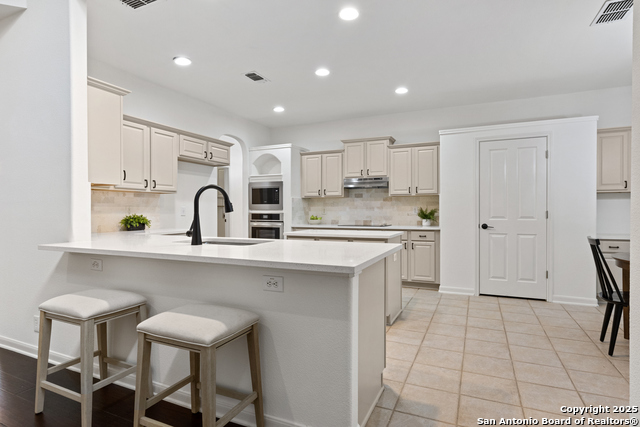 Image 11 of 50 For 1126 Belclaire