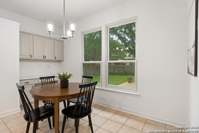 Image 17 of 50 For 1126 Belclaire