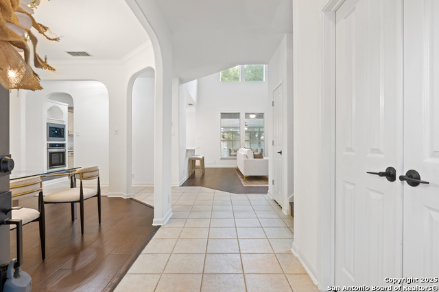 Image 4 of 50 For 1126 Belclaire
