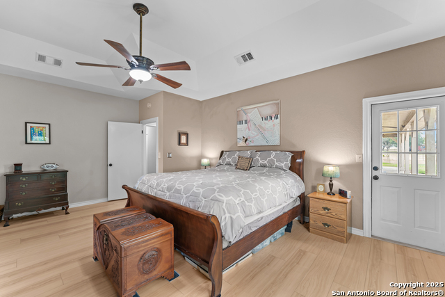 Listing photo id 18 for 4997 Pittman Rd.