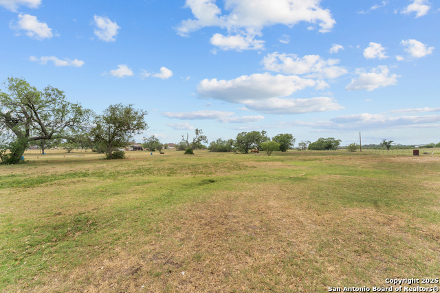 Listing photo id 33 for 4997 Pittman Rd.