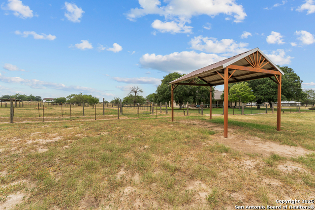 Listing photo id 38 for 4997 Pittman Rd.