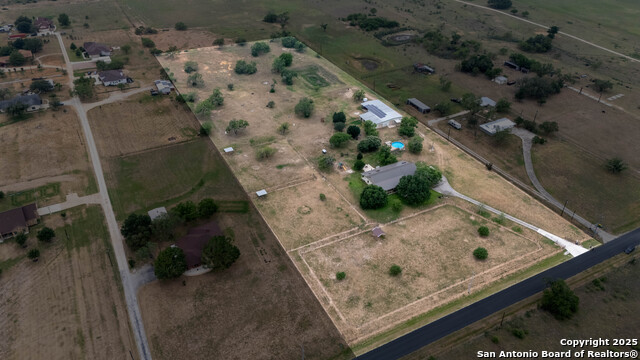 Listing photo id 42 for 4997 Pittman Rd.