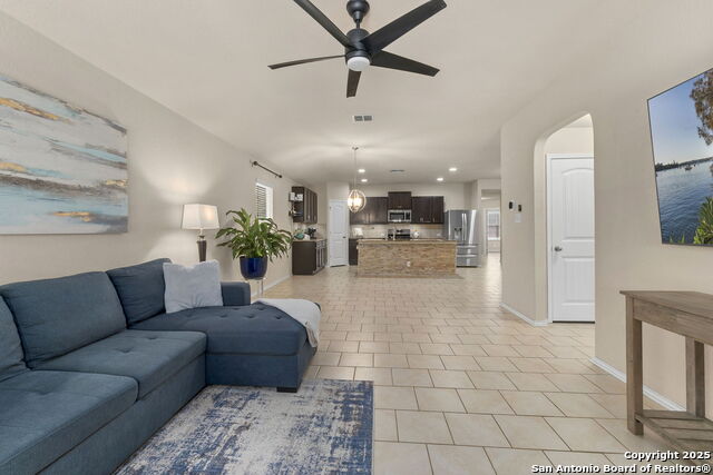 Listing photo id 22 for 2607 Indian Forest