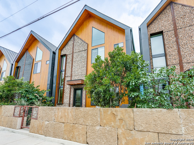 Details for 310 Clay, Residence 6, San Antonio, TX 78204