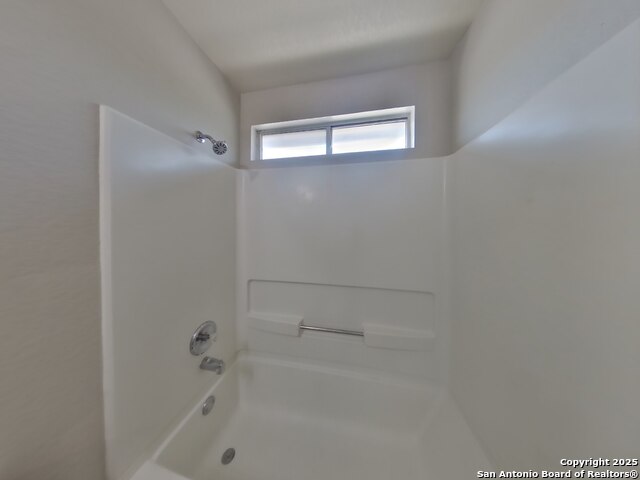 Image 15 of 19 For 6652 Richland