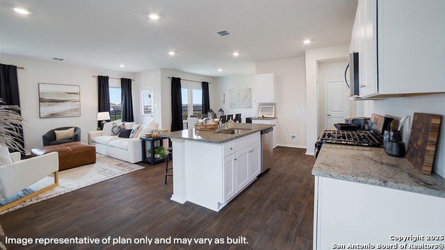 Image 3 of 30 For 9807 Beaumont Brk