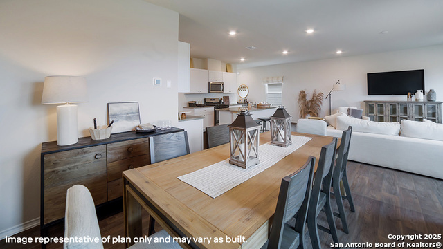 Image 9 of 30 For 9807 Beaumont Brk