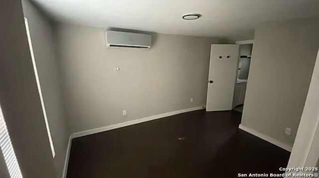Listing photo id 4 for 235 Gabriel
