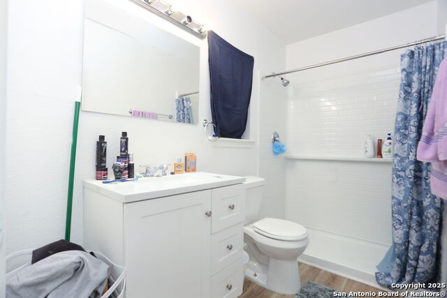 Listing photo id 13 for 311 Malone Ave W