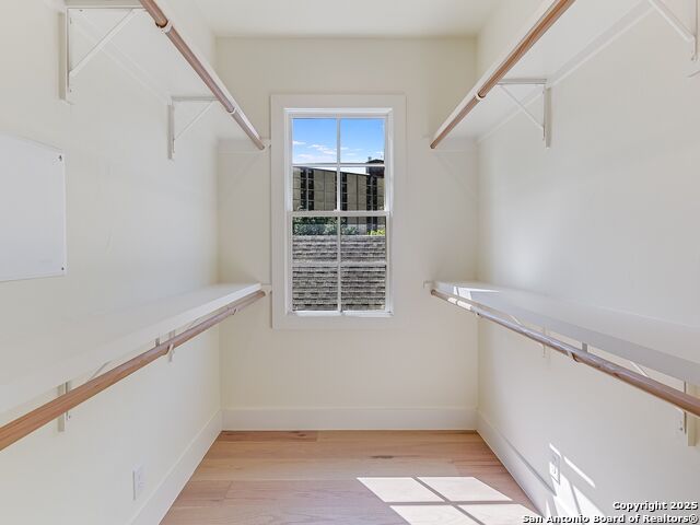 Image 13 of 20 For 311 Refugio St  102