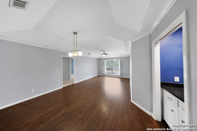 Image 9 of 21 For 2611 Eisenhauer  104a