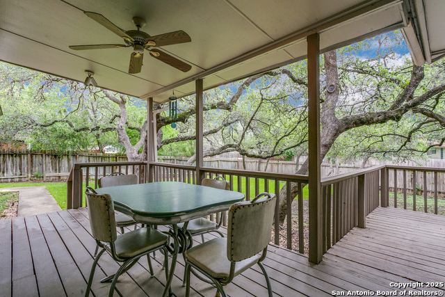 Image 19 of 21 For 15310 Artesian Oaks