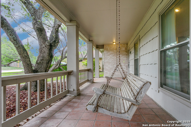 Image 2 of 21 For 15310 Artesian Oaks
