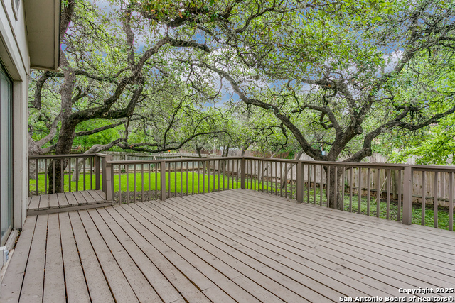 Image 20 of 21 For 15310 Artesian Oaks