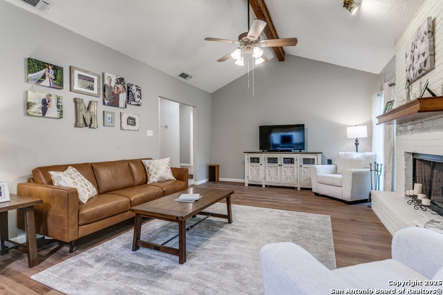 Image 3 of 21 For 15310 Artesian Oaks