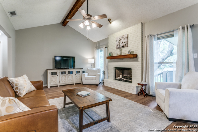 Image 4 of 21 For 15310 Artesian Oaks