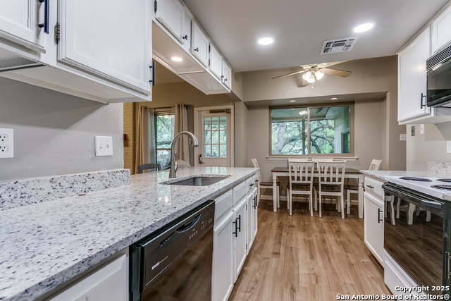 Image 8 of 21 For 15310 Artesian Oaks
