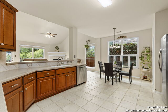 Image 11 of 50 For 26223 Cuyahoga Circle