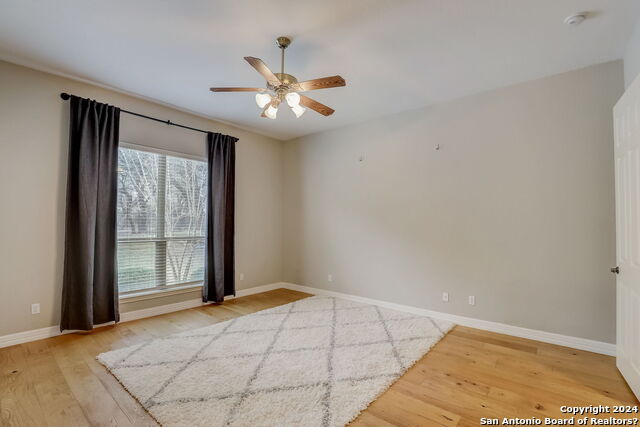 Listing photo id 19 for 154 Roseheart