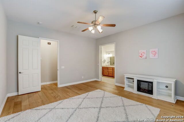 Listing photo id 20 for 154 Roseheart