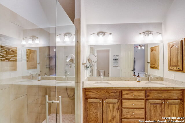 Listing photo id 22 for 154 Roseheart