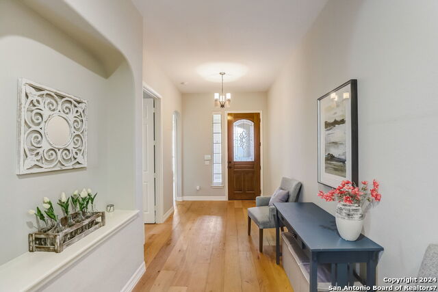 Listing photo id 2 for 154 Roseheart