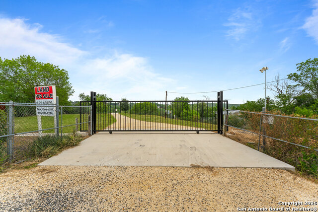 Image 9 of 30 For 18615 County Road 5740