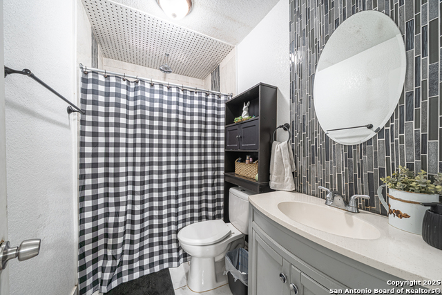 Listing photo id 9 for 23135 Blackjack Pass